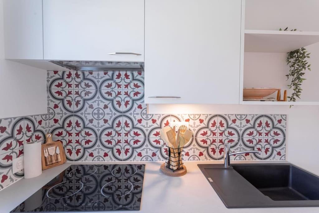 Apartment With Panoramic Sea View, Walk To The Beach - Marechal Juin By Halldis Cannes Extérieur photo