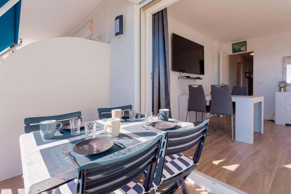 Apartment With Panoramic Sea View, Walk To The Beach - Marechal Juin By Halldis Cannes Extérieur photo